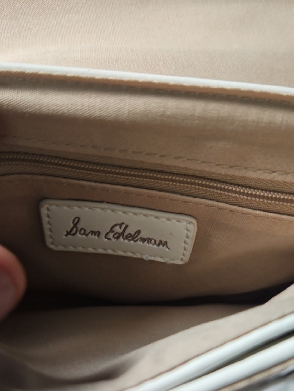 2/$75 Sam Edelman White Leather Wristlet Clutch - Picture 4 of 16